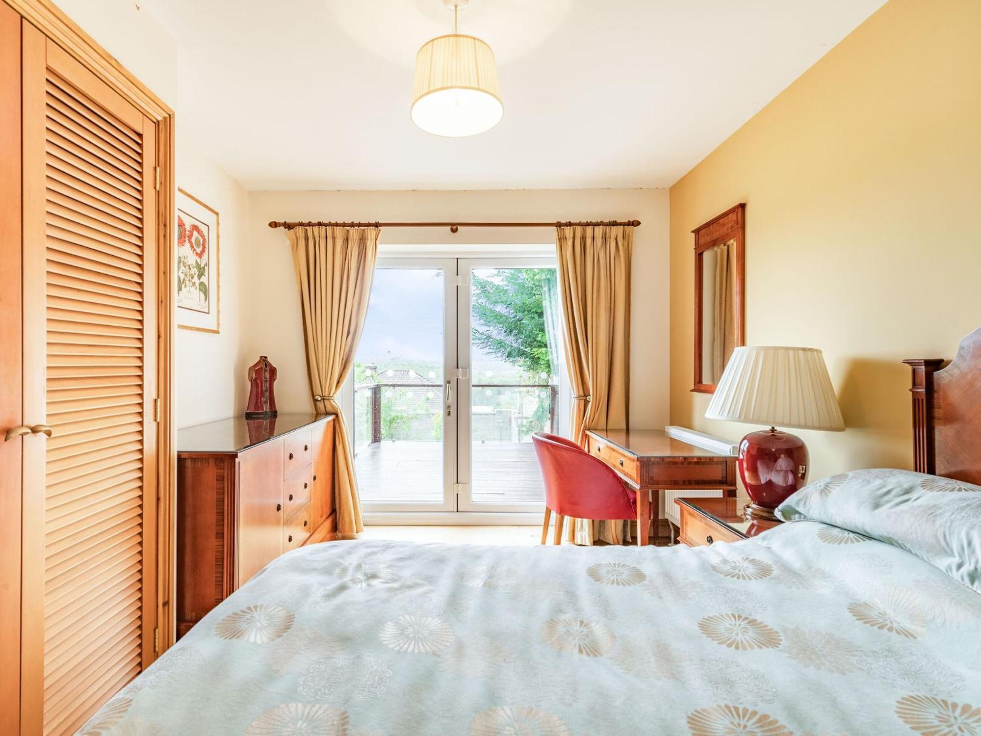 Paradise Cinderford ภายนอก รูปภาพ