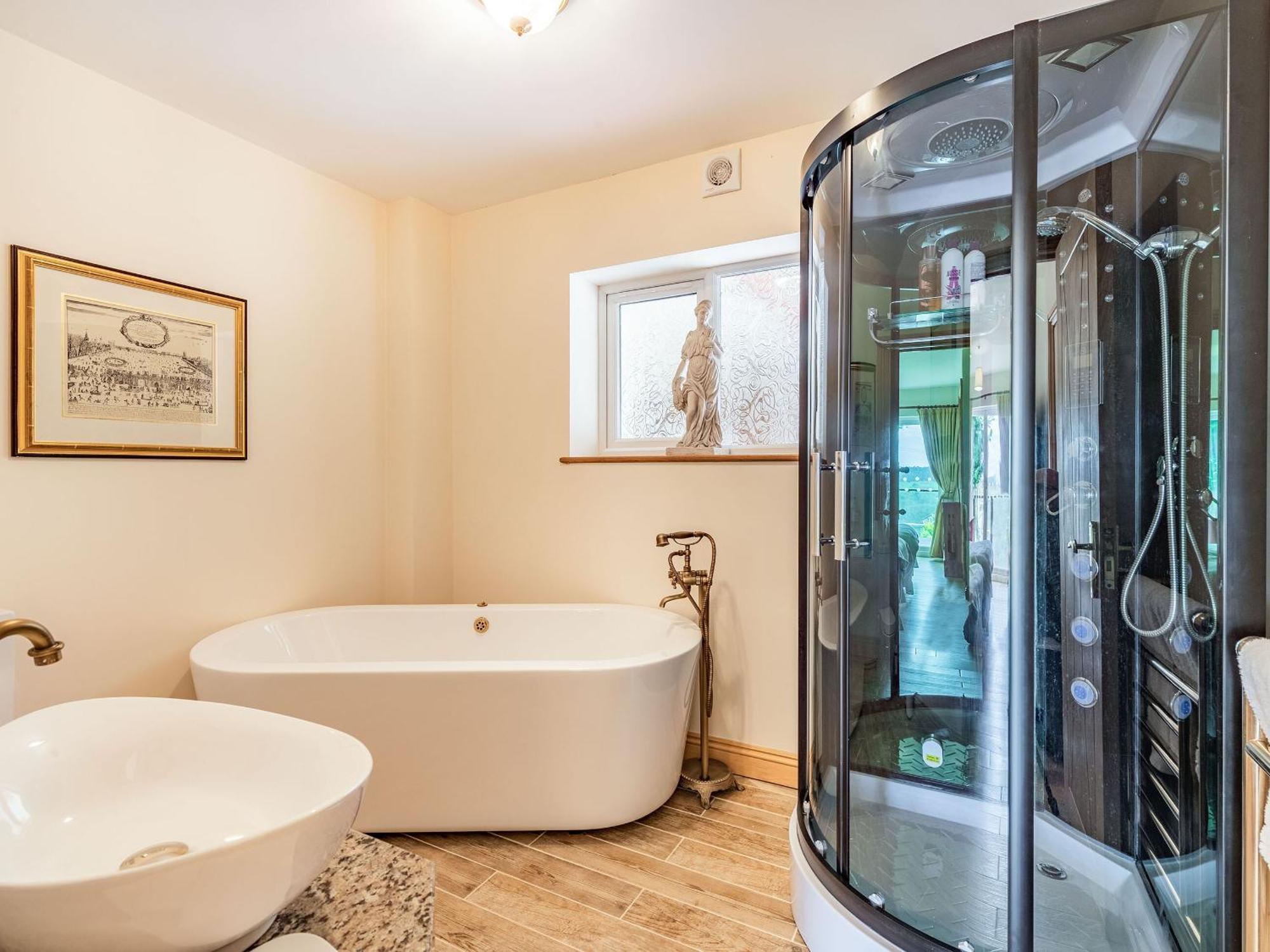 Paradise Cinderford ภายนอก รูปภาพ